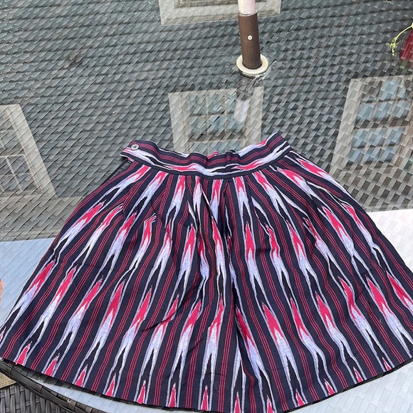Adorable lined skirt by Dolce Vita. XS. - Picture 2 of 5